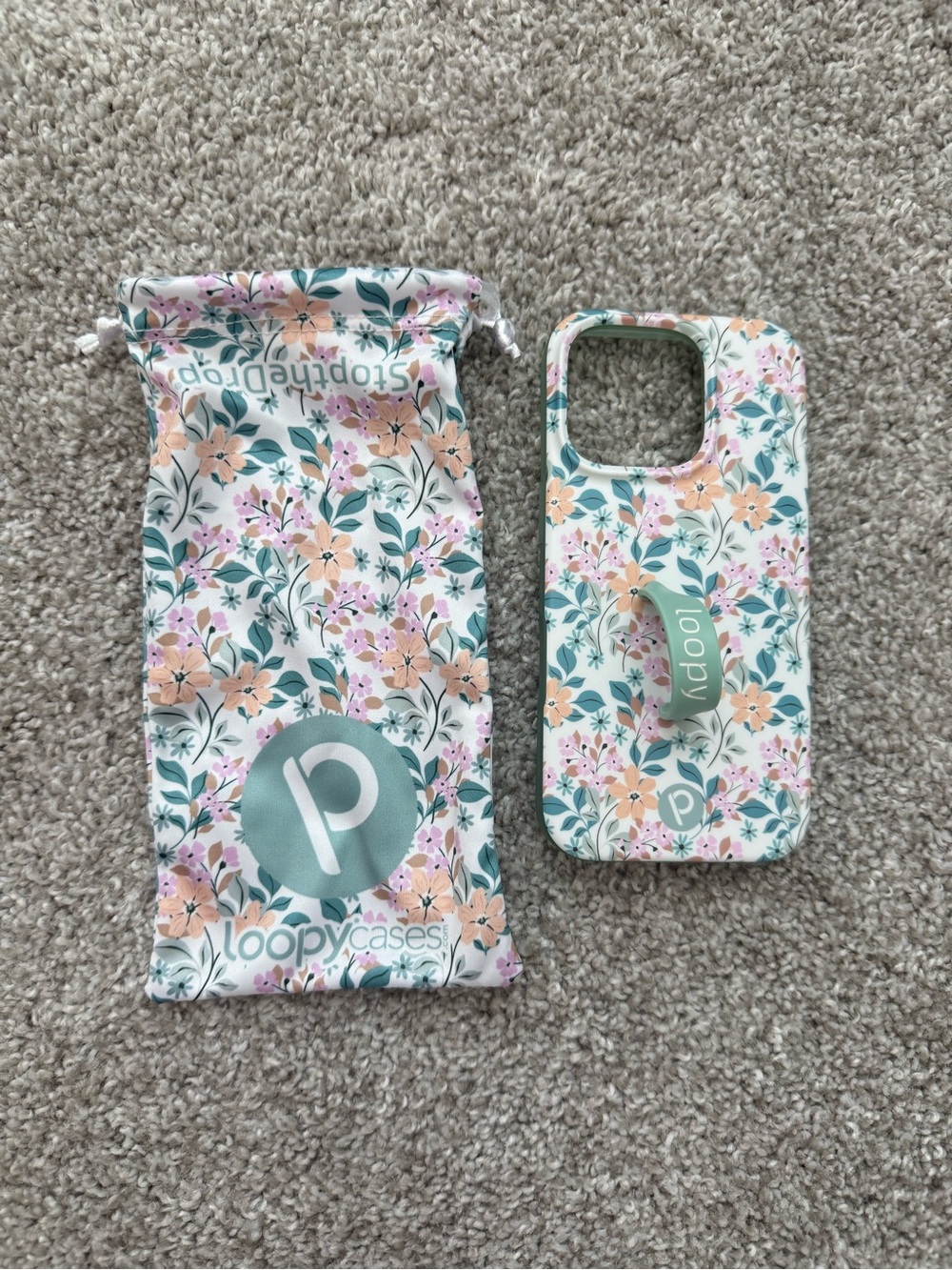 Loopy Floral Print Phone Case - White/Peach/Green